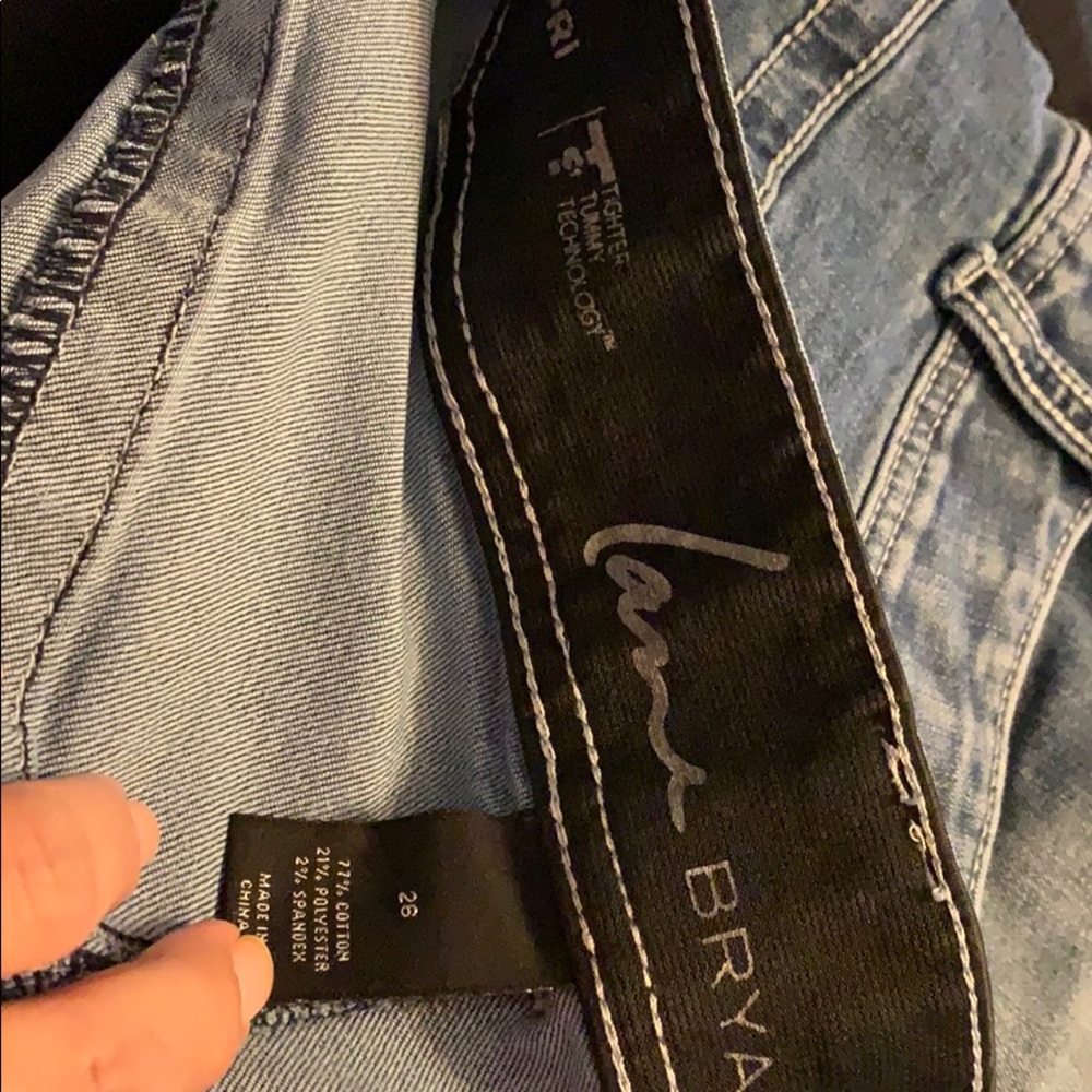 2 pair of Capris size 26. Lane Bryant and avenue